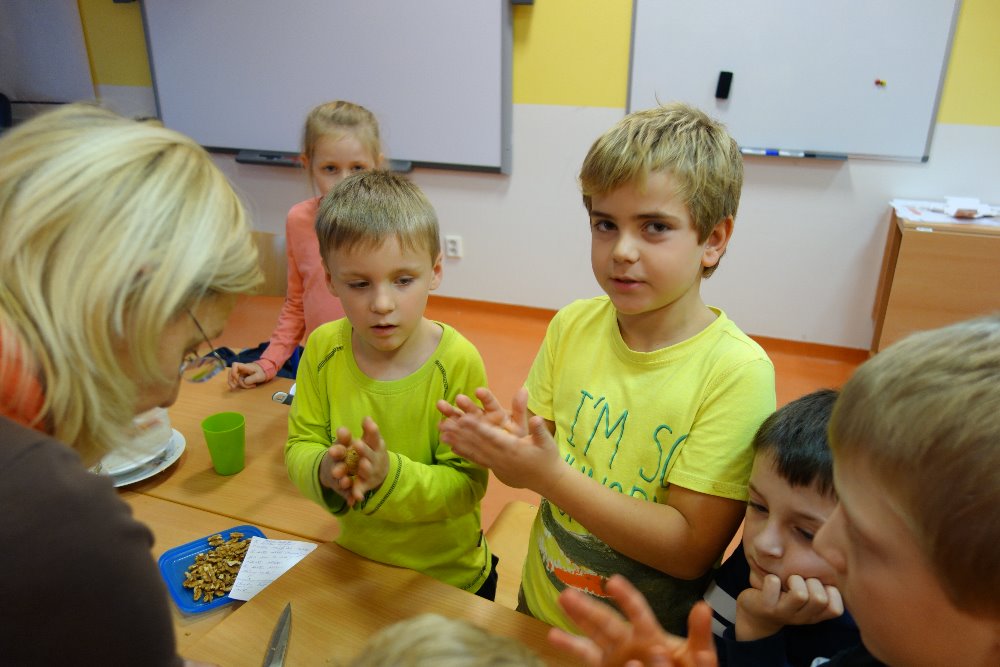 Tvarujeme kuličky. 11