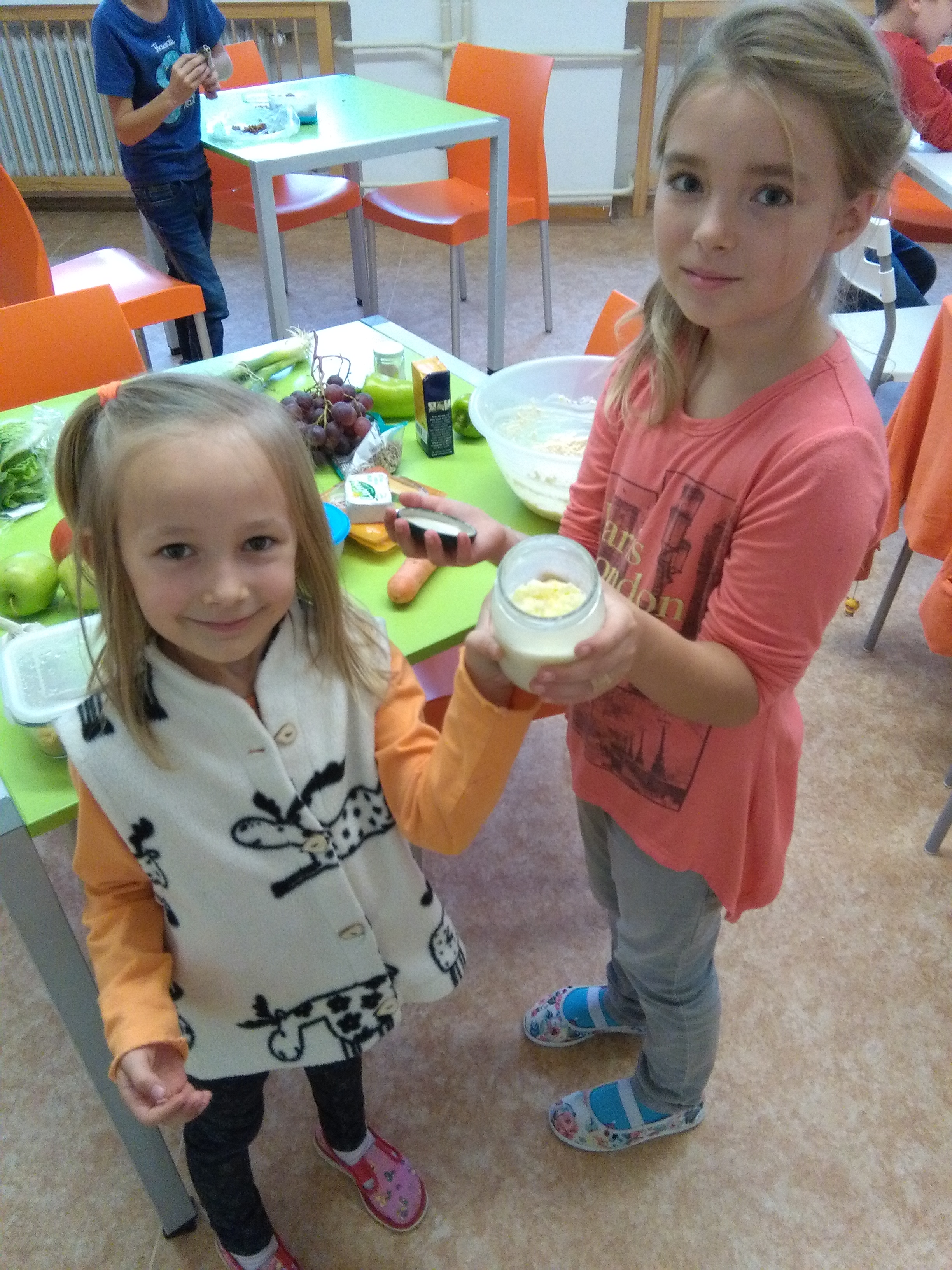 Máslo máme hotové, tak ho můžeme vyšlehat s tvarohem. 1