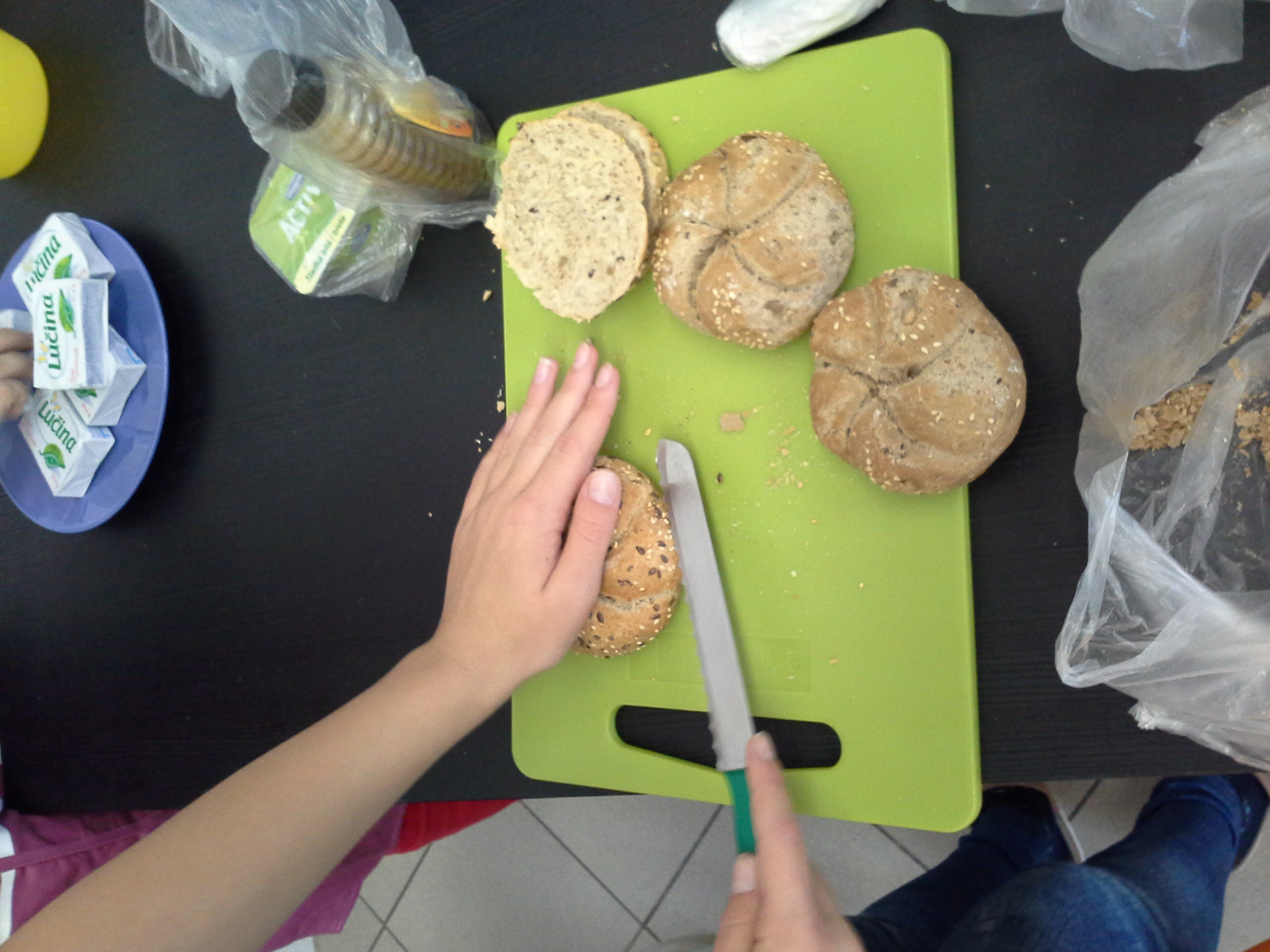 Krájení housek 0