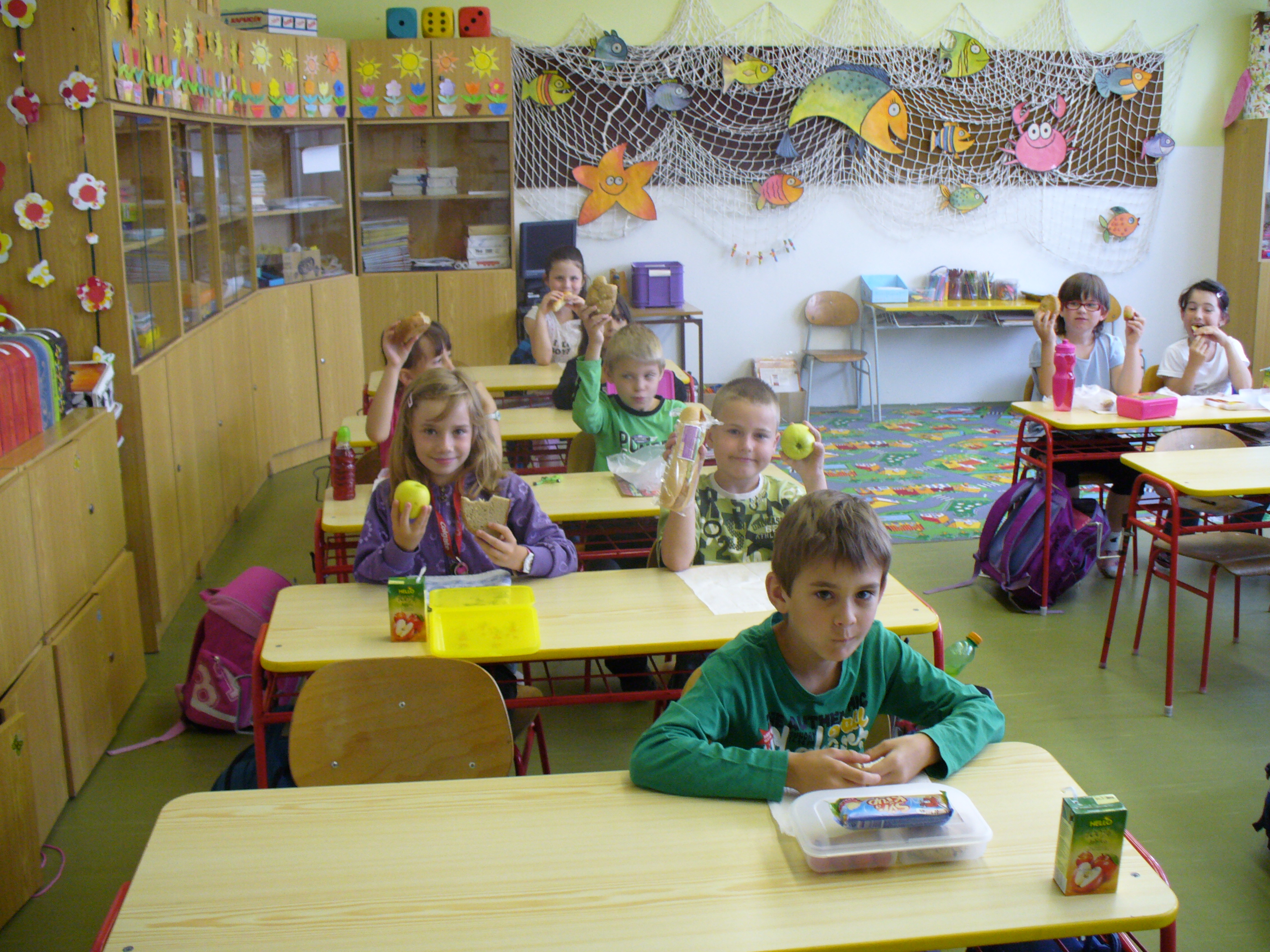 Zdravé svačiny ve třídách na nižším stupni. 3